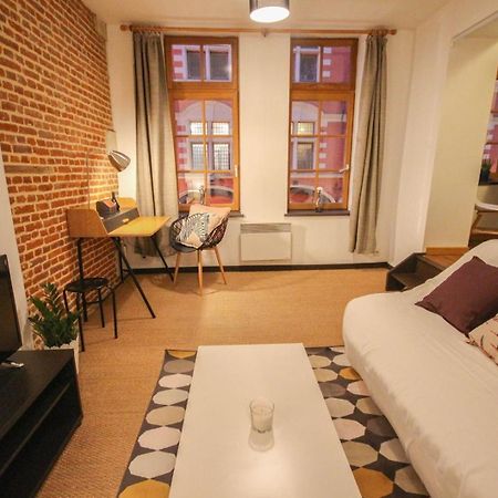One Bedroom Equipped In Old リール エクステリア 写真