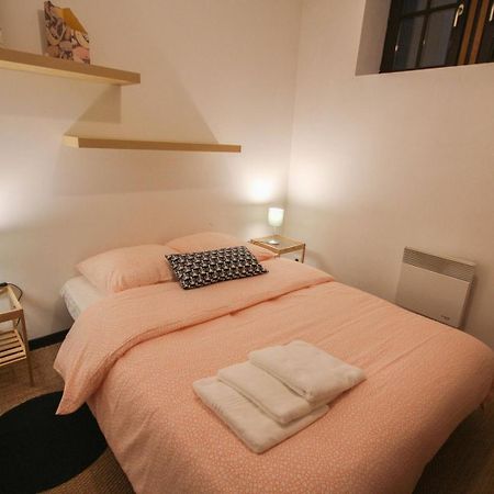 One Bedroom Equipped In Old リール エクステリア 写真