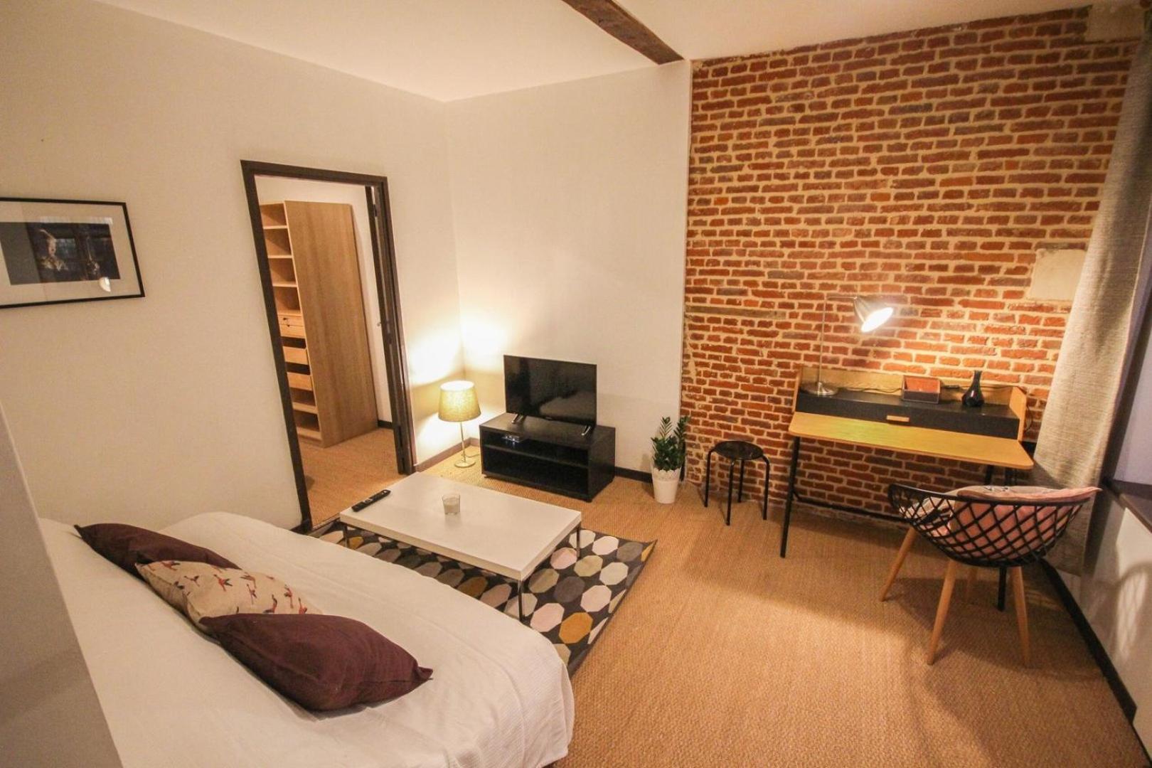 One Bedroom Equipped In Old リール エクステリア 写真